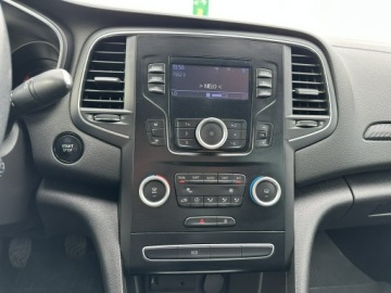 Renault Megane IV Hatchback 5d 1.6 SCe 114KM 2017 Renault Megane 1.6 16V SCe 115KM, 2017 climatronic, zdjęcie 19