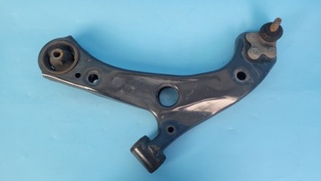 SUZUKI SWACE 1.8 HYBRID 21r ЛЕВЫЙ ПЕРЕДНИЙ РЫЧАГ УПРАВЛЕНИЯ