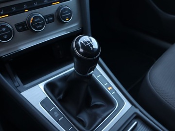 Volkswagen Golf VII Variant 1.2 TSI BlueMotion Technology 85KM 2017 VW Golf 1.2 TSI, Serwis ASO, Klima, Klimatronic, zdjęcie 15