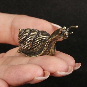 ЛАТУННАЯ ФИГУРКА УЛИТКИ В ВИНТАЖНОМ СТИЛЕ ДЛЯ УКРАШЕНИЯ СТОЛА