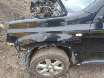 BLATNÍK LEVÝ PŘEDNÍ NISSAN X-TRAIL II T31 G41