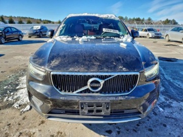 Volvo XC40 Crossover 2.0 T5 247KM 2019 Volvo XC 40 T5 Momentum 2019 2.0 Benzyna 248KM, zdjęcie 5