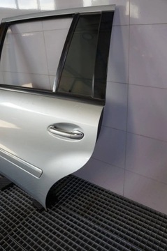 DVEŘE KOMPLETNÍ LEVÉ ZADNÍ MERCEDES GL X164