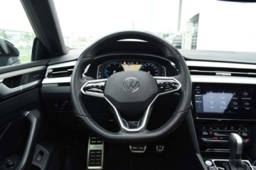 Volkswagen Arteon Fastback Facelifting 2.0 TDI 200KM 2022 Volkswagen Arteon Shooting Brake R-Line LED ALU DCC kamera podgrz.fotele N, zdjęcie 10