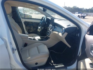 Mercedes GLA I 2019 Mercedes-Benz GLA 250 fwd 2.0 Benzyna 208KM, zdjęcie 9