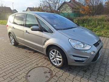 Ford S-Max I Van 2.0 TDCi 140KM 2010 Ford S-Max Titanium