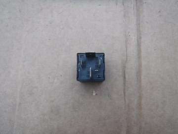 RELÉ FIAT LANCIA IVECO 46520419