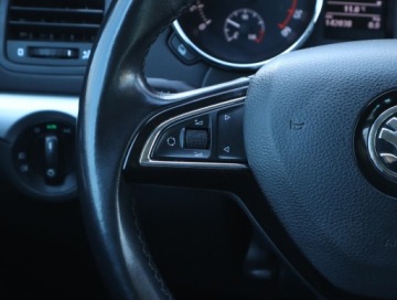 Skoda Yeti Outdoor 2.0 TDI 110KM 2014 Skoda Yeti 2.0 TDI, Salon Polska, Serwis ASO, zdjęcie 16