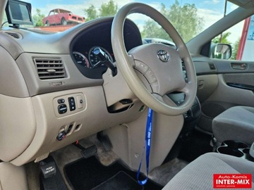 Toyota Sienna II 3.3 i V6 24V 233KM 2005 Toyota Sienna 3.3GAZ LPG 7- osobowy 3.3 BenzynaLPG 234KM, zdjęcie 16