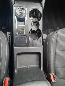 Ford Kuga III SUV Plug-In 2.5 Hybrid 190KM 2023 Ford Kuga 2.5 Hybrid Titanium, zdjęcie 30