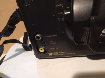 СОНИ CCD-V95E