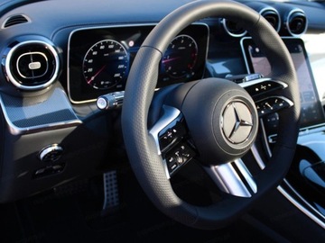 Mercedes GLC C254/X254 2025 MERCEDES-BENZ GLC 200 d 4-Matic AMG Line 2.0 (163KM) 2025, zdjęcie 5