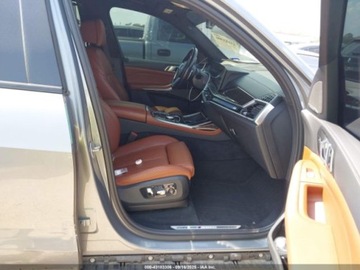 BMW X7 2023 BMW X7 M60i 2023 4.4l 4.4 Benzyna 523KM, zdjęcie 9