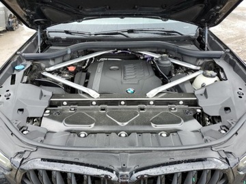BMW X6 G06 2022 BMW X6 xDrive40I 2022 3.0l 3.0 Benzyna 335KM, zdjęcie 6