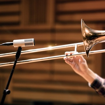 UNIVERSAL AUDIO SD-7 - Динамический микрофон