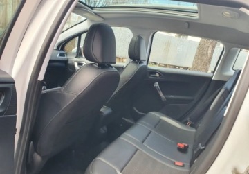 Peugeot 2008 I SUV Facelifting 1.2 PureTech 110KM 2016 Peugeot 2008 Panorama LED Nawigacja GetHelp 1.2 Benzyna 110KM, zdjęcie 12