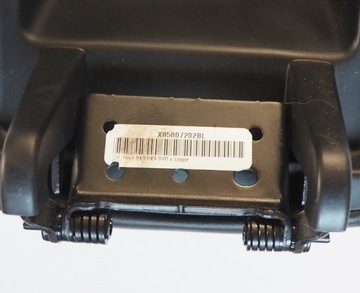 JEEP CHEROKEE KL 13- LOKETNÍ OPĚRKA SKŘÍŇKA CENTRÁLNÍ X85007202BL KŮŽE ČERNÁ