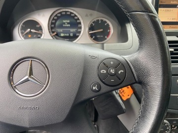 Mercedes Klasa C W204 2008 Mercedes-Benz Klasa C Mercedes-Benz C220 Automat Jeden Wlasciciel Niski Pr, zdjęcie 29