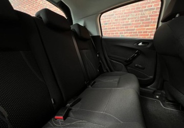 Peugeot 208 I Hatchback 3d 1.2 VTI 82KM 2013 Peugeot 208 Czujniki Kamera niski przebieg Gwarancja w cenie WarszawaVLAV, zdjęcie 17