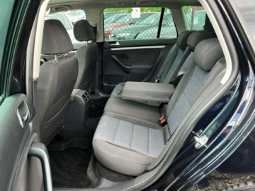 Volkswagen Golf VI Variant 1.4 TSI 122KM 2011 Volkswagen Golf Variant 1.4Benzyna / PANORAMA DACH, zdjęcie 29
