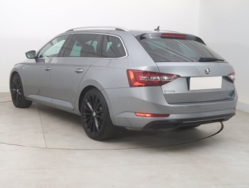 Skoda Superb III Kombi 2.0 TSI 220KM 2017 Skoda Superb 2.0 TSI, Salon Polska, 1. Właściciel, zdjęcie 3