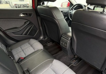 Mercedes GLA I Off-Roader Facelifting 1.6 200 156KM 2019 Mercedes-Benz GLA 1.6 T 156KM AT7 Style Salon PL ASO 1.6 Benzyna 156KM, zdjęcie 32