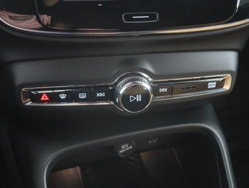 Volvo XC40 Crossover 2.0 D4 190KM 2018 Volvo XC40 D4 AWD, Salon Polska, Serwis ASO, zdjęcie 11