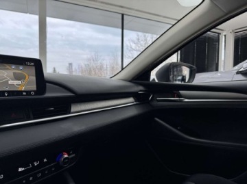 Mazda 6 III Sport Kombi Facelifting 2018 2.0 Skyactiv-G 165KM 2022 Mazda 6 SkyJoy Kamera 360 LED CarPlay Nawigacja HUD 2.0 165KM, zdjęcie 25