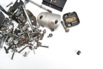 Винты наполнителя рамы BMW F 650 GS 00-08