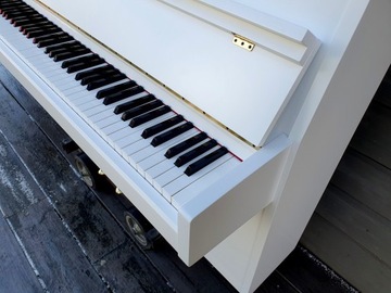 Пианино Nordiska Futura 106,5 см, мох. ЛАНГЕР 1974 МЭТТ УАЙТ