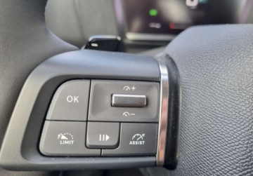 Citroen 2023 Citroen C4 FEEL PACK 130KM SS EAT8- nowy, zarejestrowany 1.2 Benzyna, zdjęcie 13