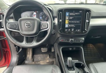 Volvo XC40 2021 Volvo XC 40 Volvo XC 40 T5 AWD Momentum 2.0 Benzyna 247KM, zdjęcie 5