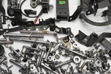 TRIUMPH SPEED TRIPLE 1050 11-16 БОЛТЫ ВИНТЫ