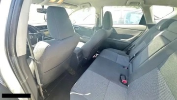 Toyota Auris II Hatchback 5d Valvematic 130 132KM 2014 Toyota Auris 1.6 Dynamic benzyna 132KM 2014r, zdjęcie 8