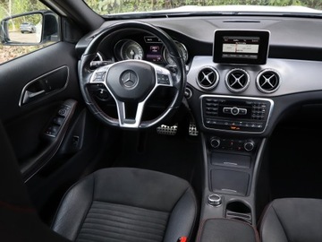 Mercedes GLA I Off-roader 2.0 250 211KM 2014 Mercedes GLA GLA 250 4MATIC, Salon Polska, 4X4, zdjęcie 6