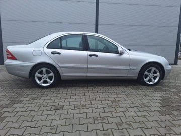Mercedes Klasa C W203 Sedan W203 2.1 (C 220 CDI) 143KM 2003 Mercedes C 220 Automat.Auto po serwisie...Stan, zdjęcie 5