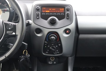 Toyota Aygo II Hatchback 3d Facelifting 1.0 VVT-i 72KM 2021 Toyota Aygo 1.0 VVT-i, Salon Polska, GAZ, Klima, zdjęcie 11