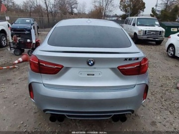 BMW Seria 6 F06-F12-F13 2015 BMW X6M 2015 4.4 Benzyna 567KM, zdjęcie 4