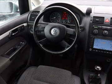 Volkswagen Touran I 2.0 FSI 150KM 2003 VW Touran 2.0 FSI, Navi, Xenon, Klima, zdjęcie 6