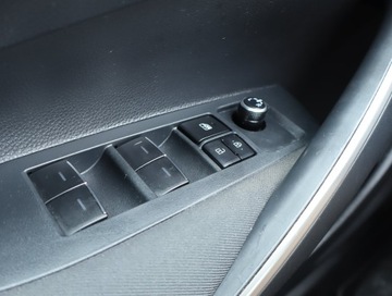 Toyota Corolla XII Sedan 1.8 Hybrid 122KM 2020 Toyota Corolla 1.8 Hybrid, Salon Polska, zdjęcie 12