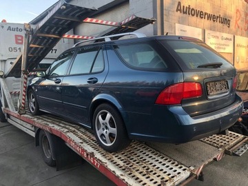 AUDI OE 8V0010502 DVEŘE