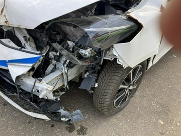 Toyota Yaris III 2018 Toyota Yaris Hybrid 1.5 VVT-i Model 2019 Salon PL, zdjęcie 14