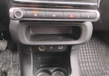 Citroen C3 III Hatchback 1.2 PureTech 82KM 2017 Citroen C3 2017r, 1.2 Benzyna. Lekko uszkodzony tyl. Jezdzi. 1.2 Benzyna, zdjęcie 14