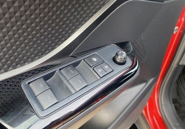 Toyota C-HR I Crossover Facelifting 1.8 Hybrid 122KM 2022 Toyota C-HR 1.8 Hybrid Style Salon PL ASO Bezwypadkowy Toyota Leszno, zdjęcie 22