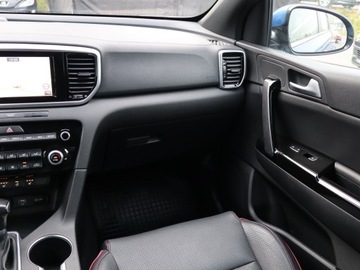 Kia Sportage IV SUV Facelifting 1.6 T-GDI 177KM 2018 Kia Sportage 1.6 T-GDI, Salon Polska, Serwis ASO, zdjęcie 7