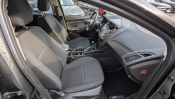 Ford Focus III Kombi Facelifting 1.0 EcoBoost 100KM 2017 Ford Focus 1.0i 101PS OPŁACONY Bezwypadkowy, zdjęcie 16