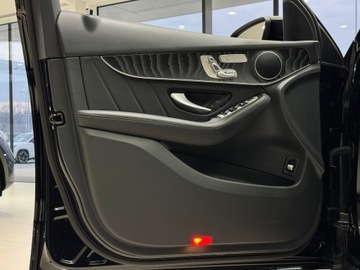 Mercedes GLC C253 SUV Facelifting 2.0 200d 163KM 2022 Mercedes-Benz GLC 200 4-Matic AGM Line / 1 właścic, zdjęcie 10