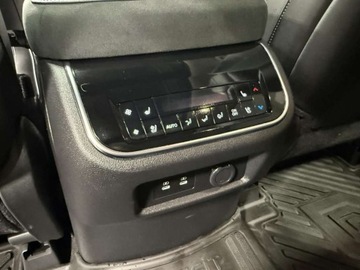 Infiniti 2025 Infiniti QX80 Luxe 2025 3.5 Benzyna 400KM, zdjęcie 12