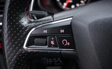 Seat Leon III Hatchback Facelifting 1.5 EcoTSI 130KM 2019 Seat Leon Bezwypadkowy Serwisowany 1-Wlasciciel FR Navi Led Asystenci Piek, zdjęcie 27