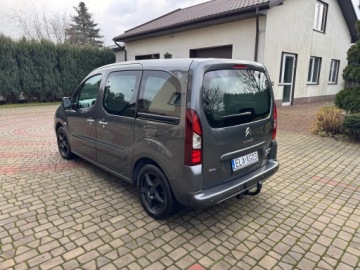 Citroen Berlingo II Combi Facelifting 2015 1.6 BlueHDi 100KM 2015 Citroen Berlingo Citroen Berlingo II (2008 - 2018) 1.6 1.6 Diesel 99KM, zdjęcie 4